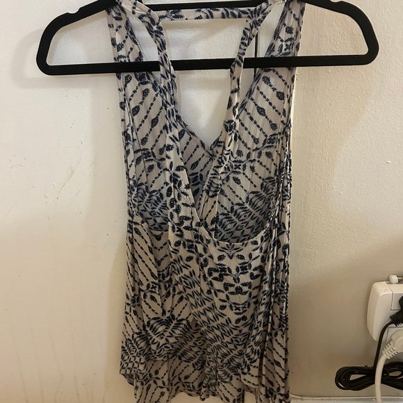 Urban Outfitters Silence + Noise Cross Back Tank - Picture 1 of 3